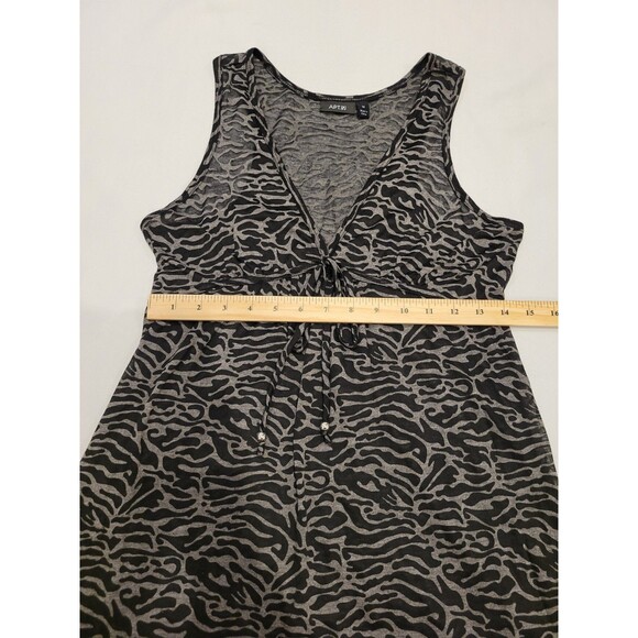 Sleepwear Dress Nightgown Womens Medium Animal Print Lightweight Semi Sheer - Picture 6 of 10